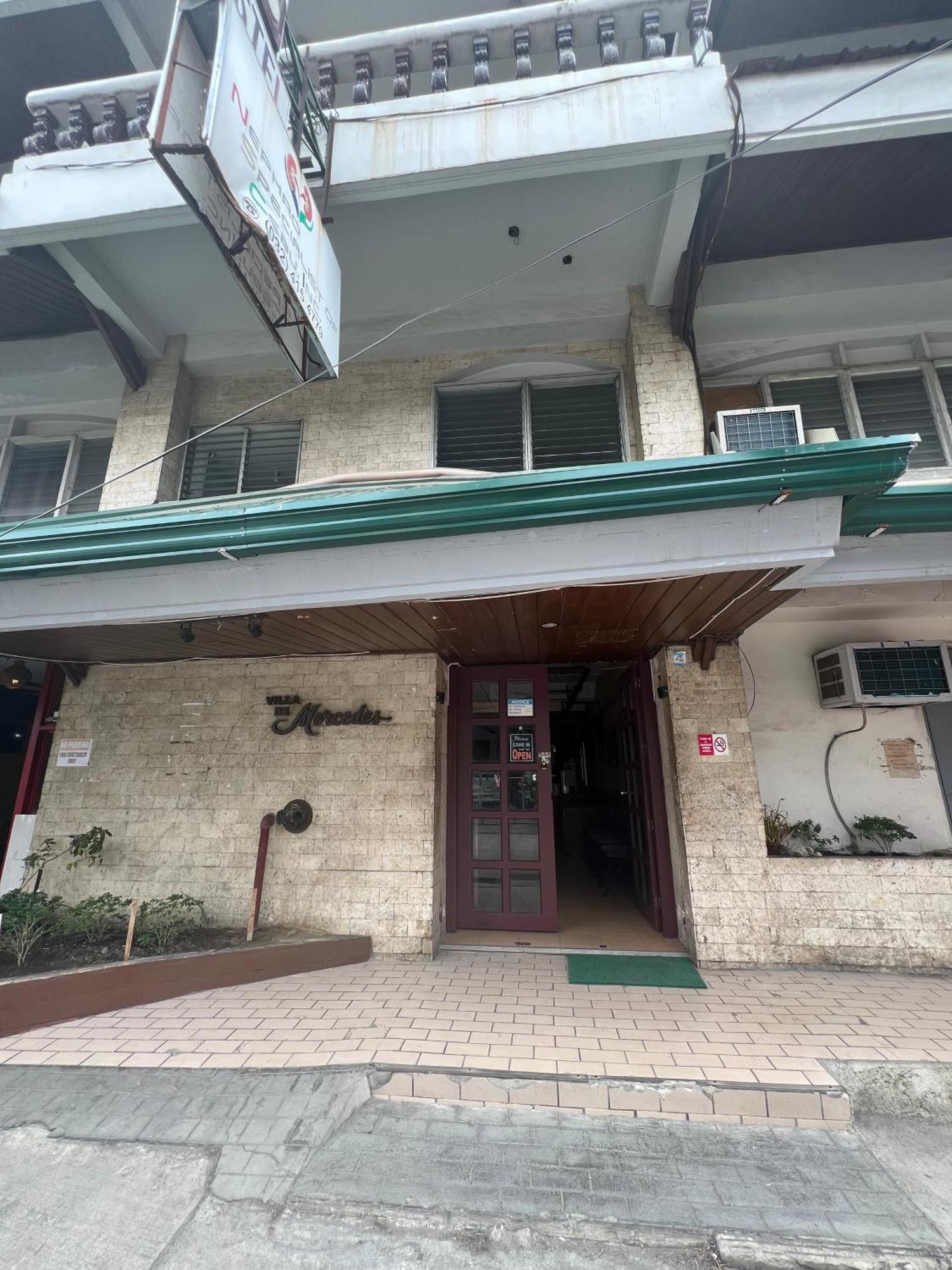 Dona Mercedes Cebu Exterior photo